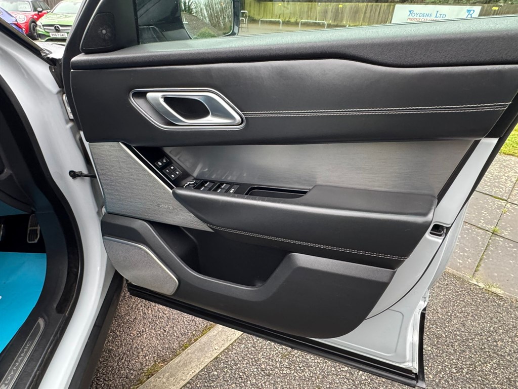Used Land Rover Range Rover Velar 2020 for sale - 77170778: Photo 13