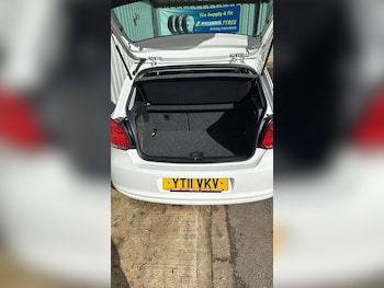 Used Volkswagen Polo 2011 for sale - 78065602: Photo