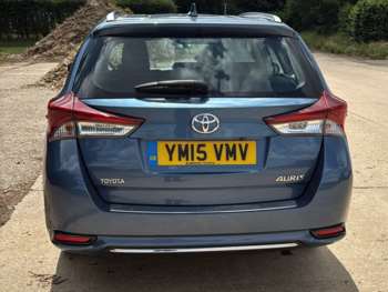 Used Toyota Auris 2015 for sale - 75035357: Photo