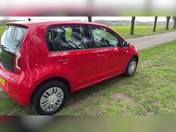 Used Volkswagen up! 2014 for sale - 77845746: Photo