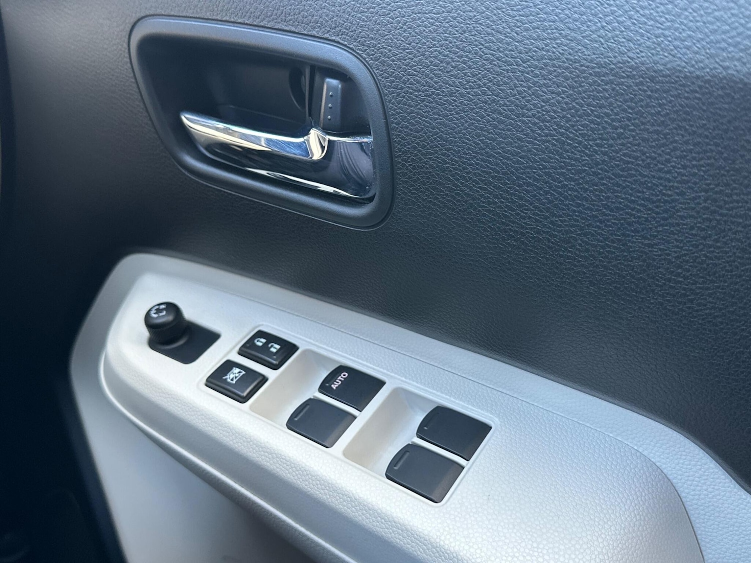 Used Suzuki Ignis 2018 for sale - 78019132: Photo 19