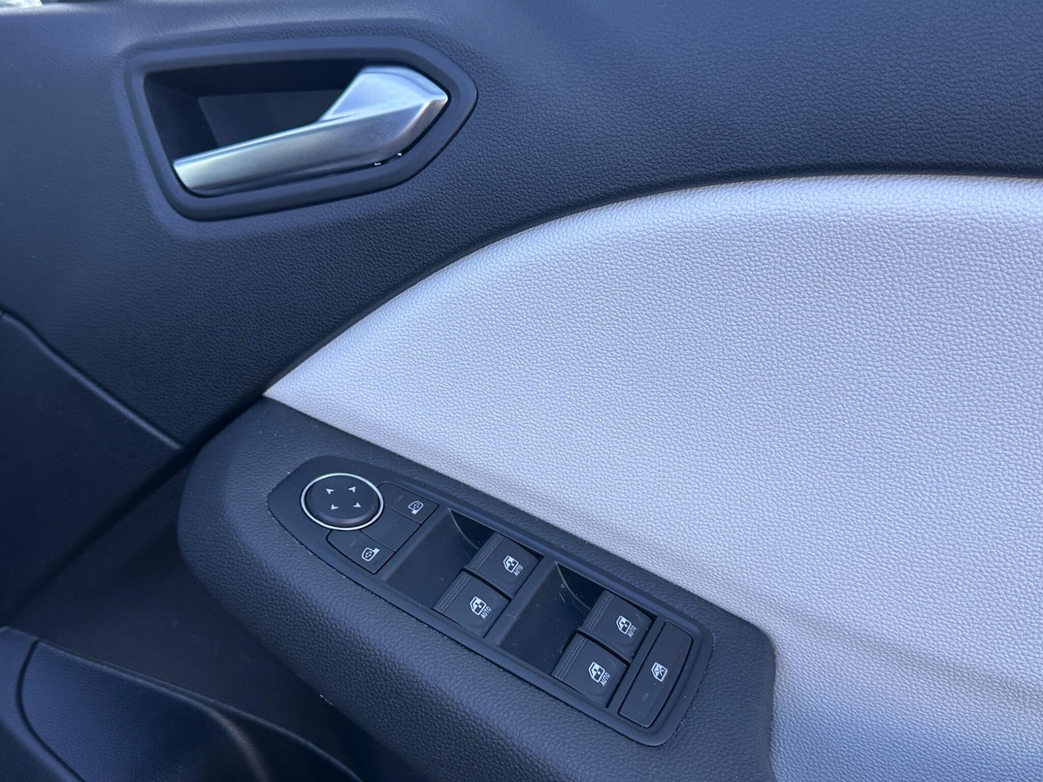 Used Renault Clio 2022 for sale - 76619759: Photo 18