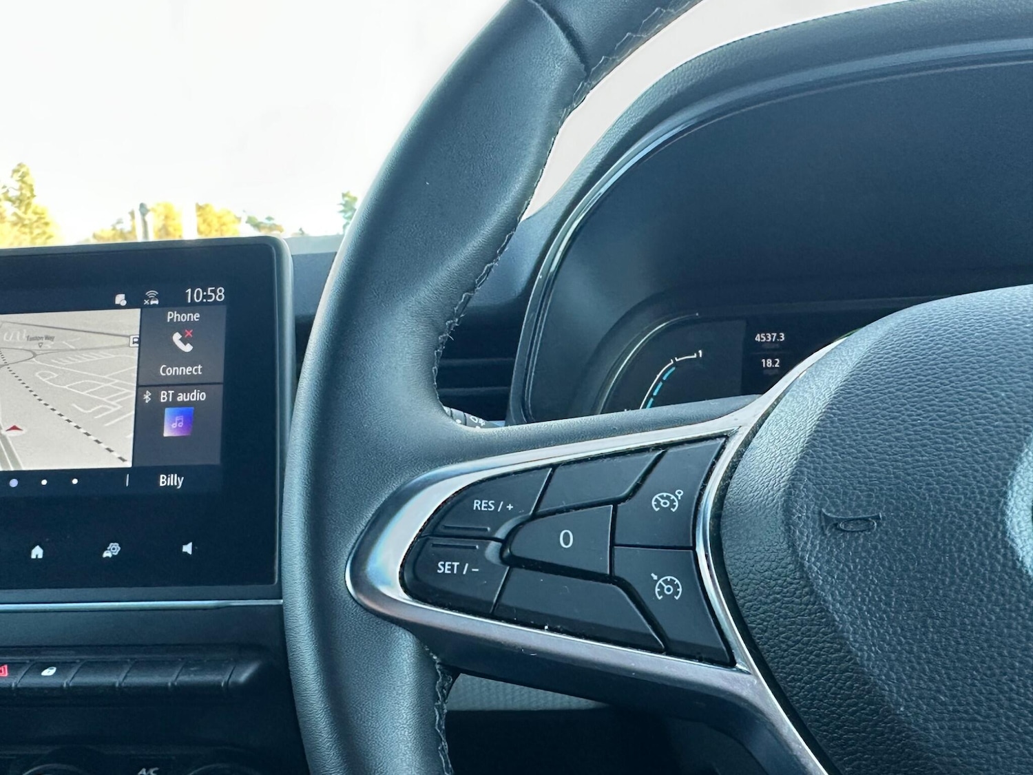 Used Renault Clio 2022 for sale - 76619759: Photo 19