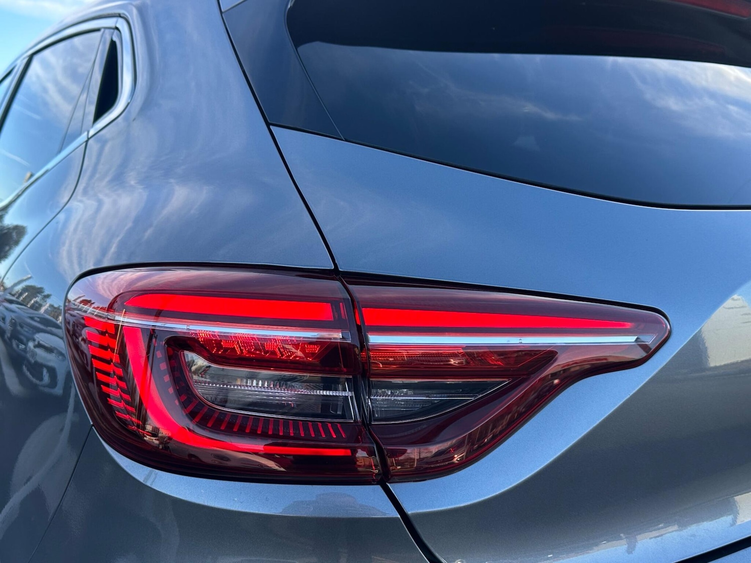 Used Renault Clio 2022 for sale - 76619759: Photo 31