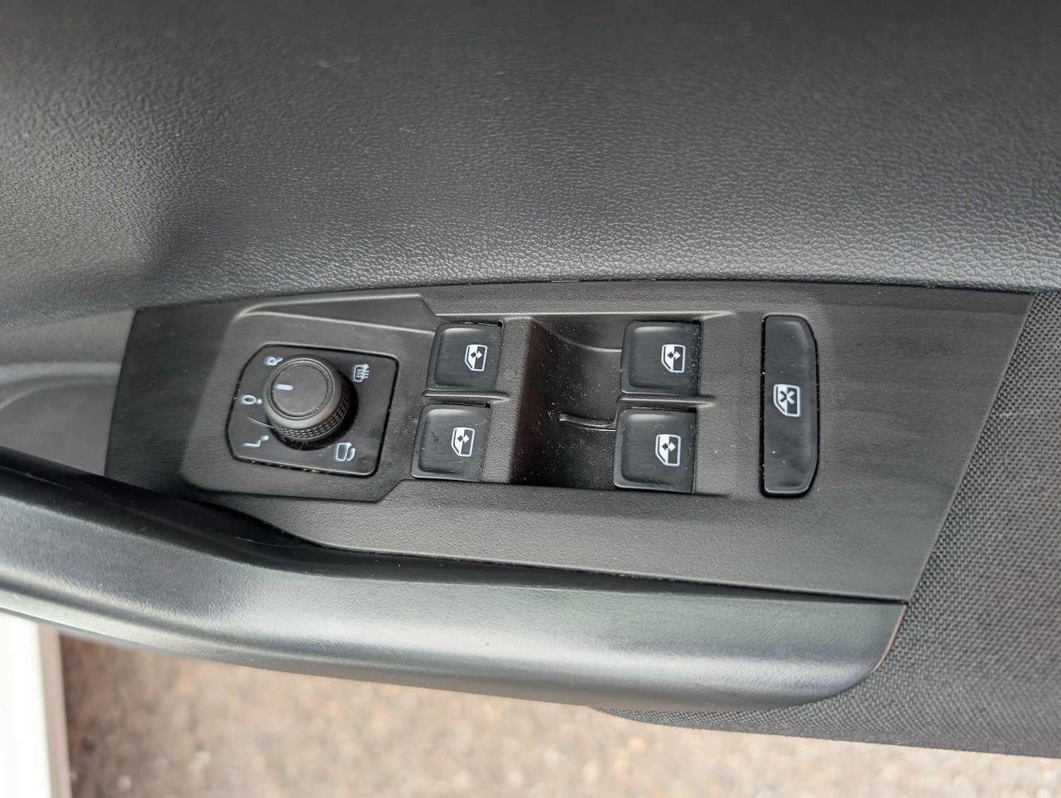 Used Volkswagen Polo 2023 for sale - 76592597: Photo 29