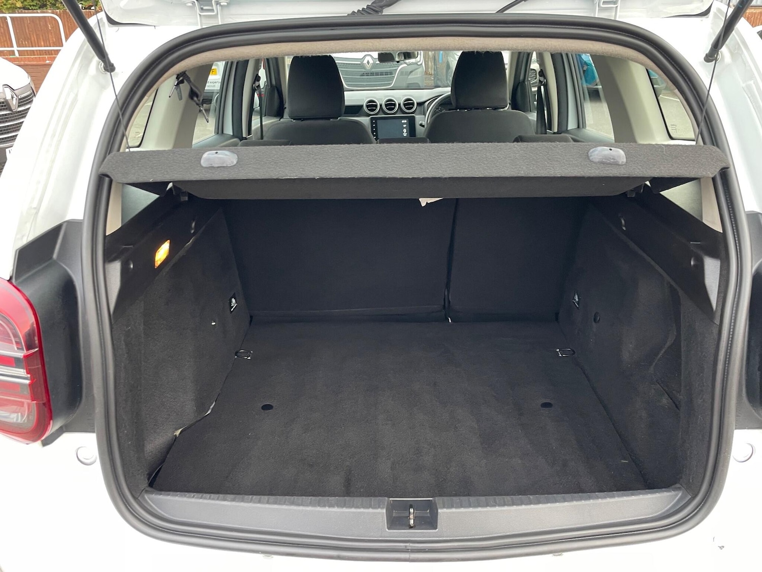 Used Dacia Duster 2023 for sale - 76913077: Photo 30