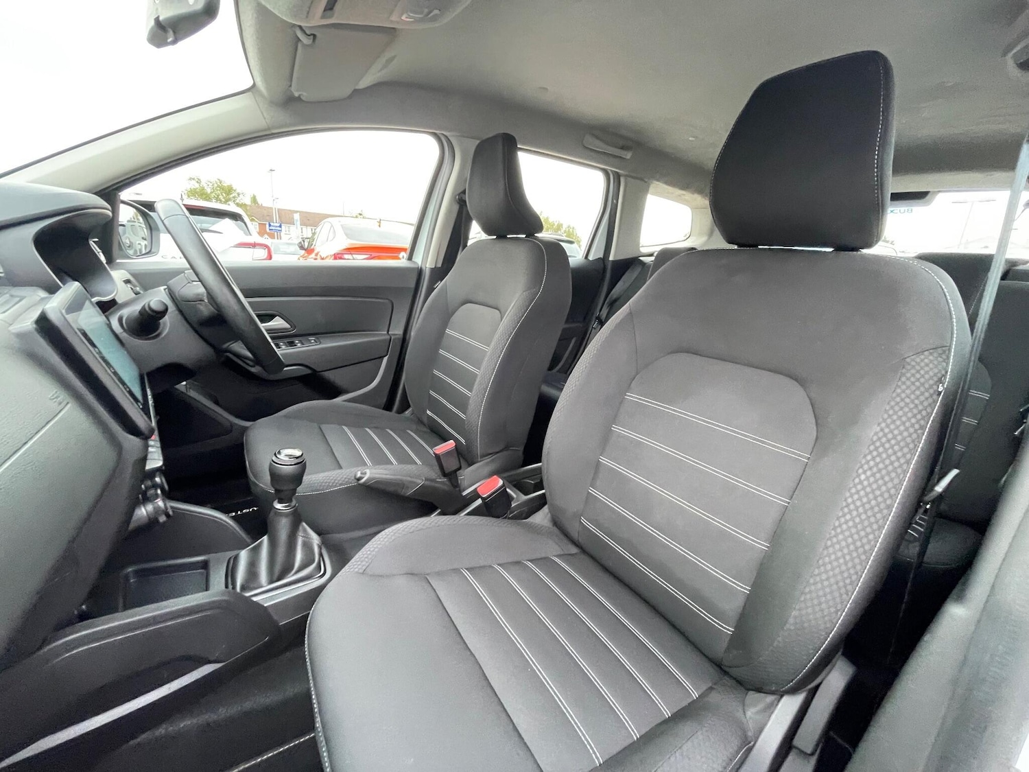 Used Dacia Duster 2023 for sale - 76913077: Photo 52