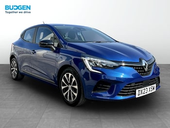 Used Renault Clio 2023 for sale - 79169680: Photo