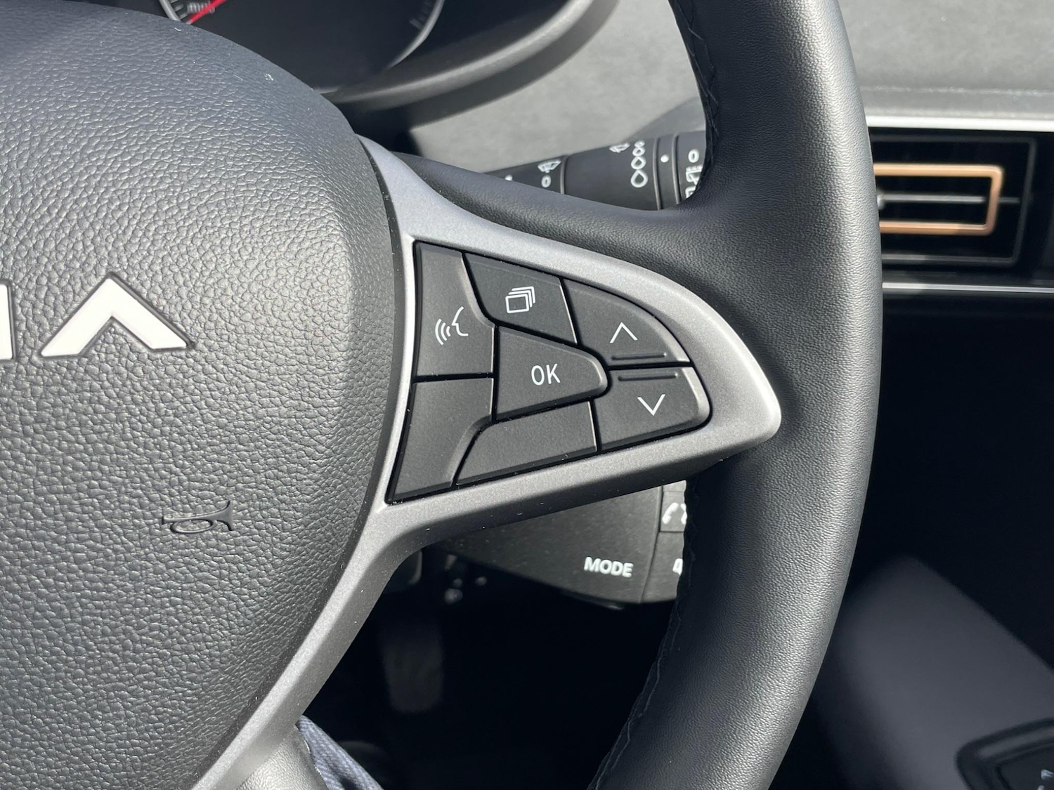 Used Dacia Sandero Stepway 2024 for sale - 77359290: Photo 40