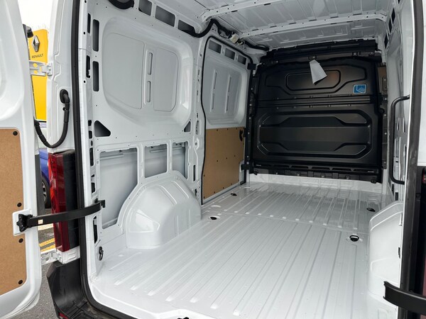 Used Renault Master 2025 for sale - 76260271: Photo 26