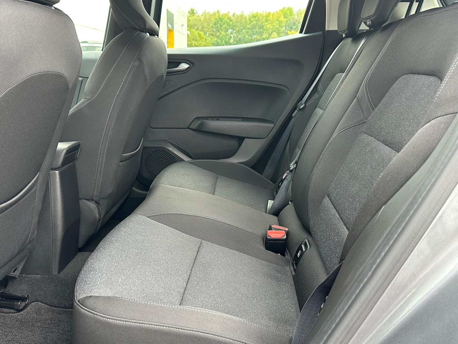 Used Renault Clio 2022 for sale - 76109509: Photo 15