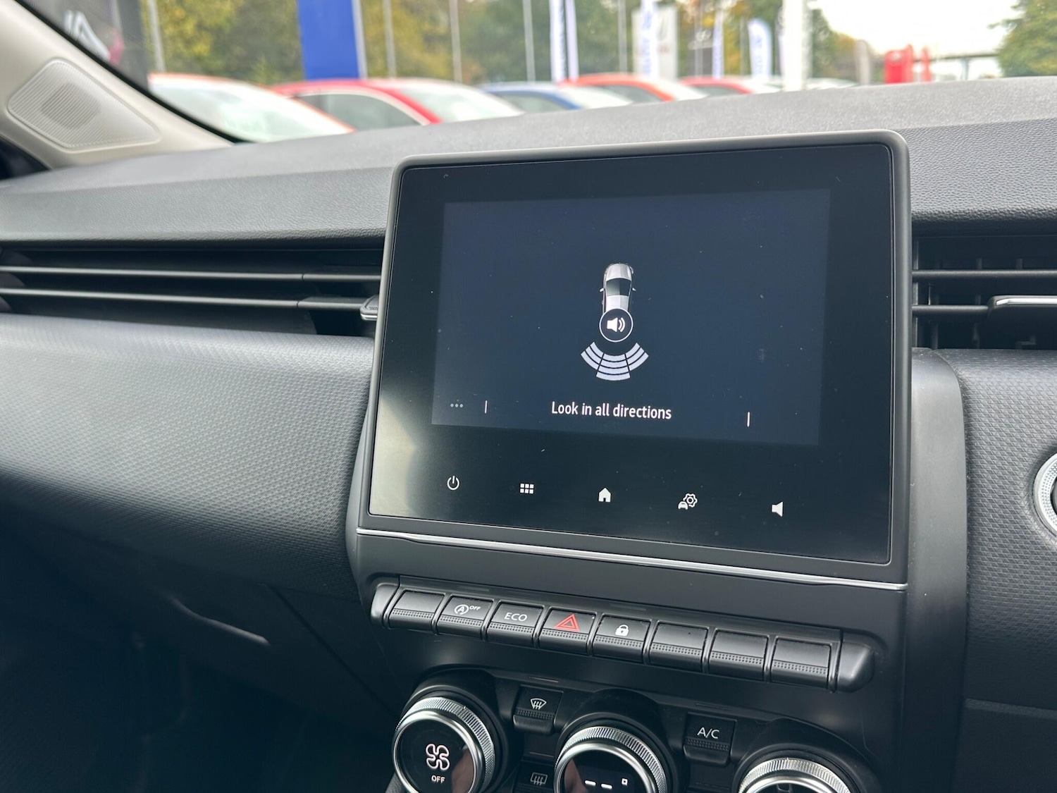 Used Renault Clio 2022 for sale - 76109509: Photo 21