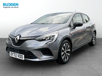 Used Renault Clio 2022 for sale - 76109509: Photo 2