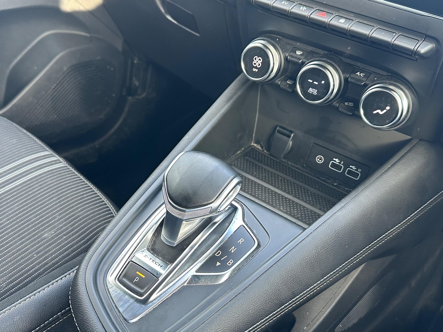 Used Renault Captur 2024 for sale - 77612973: Photo 11