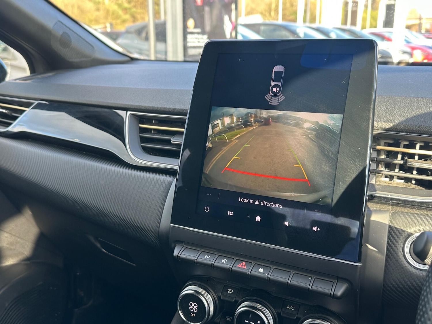 Used Renault Captur 2024 for sale - 77612973: Photo 24