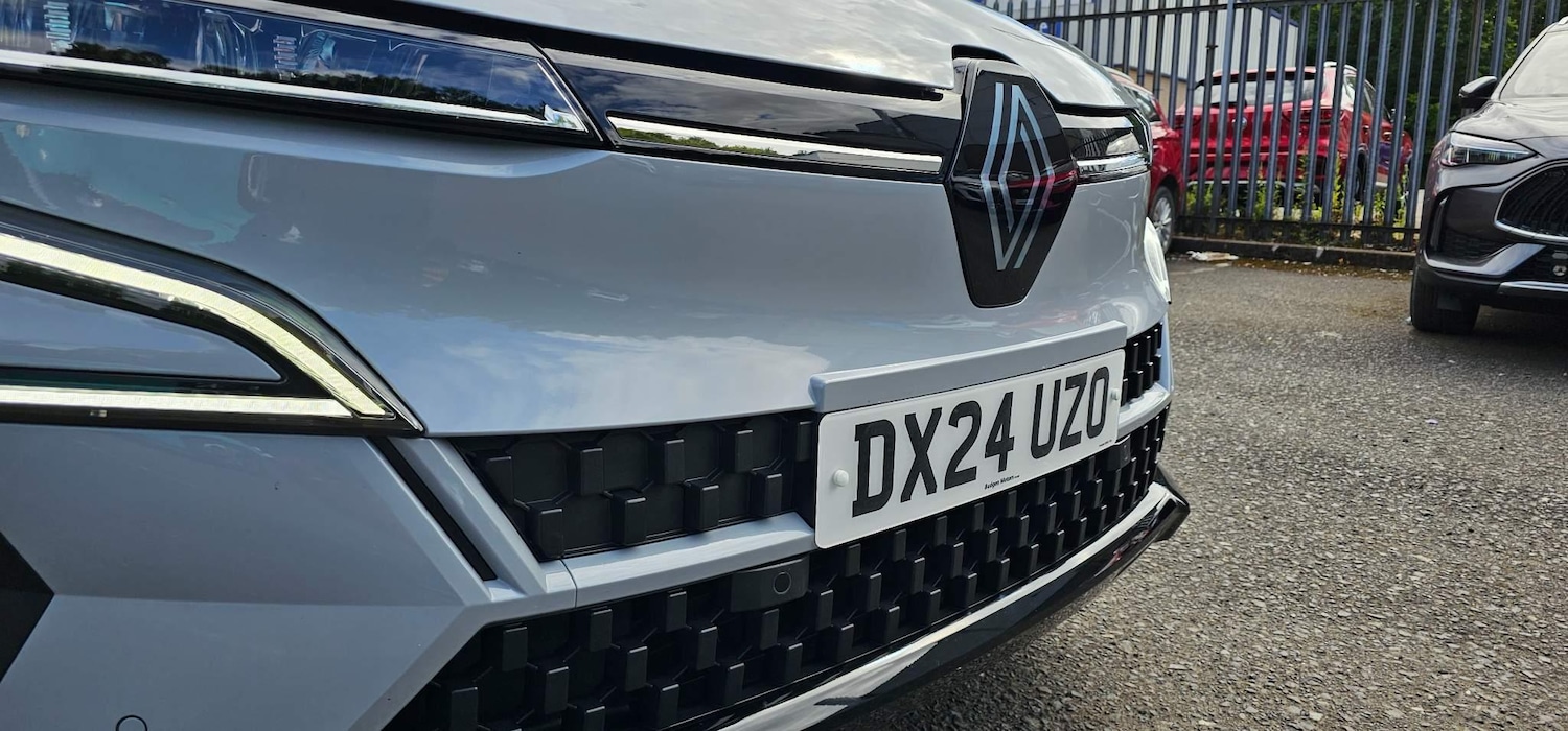 Used Renault Megane E Tech 2024 for sale - 77454977: Photo 10