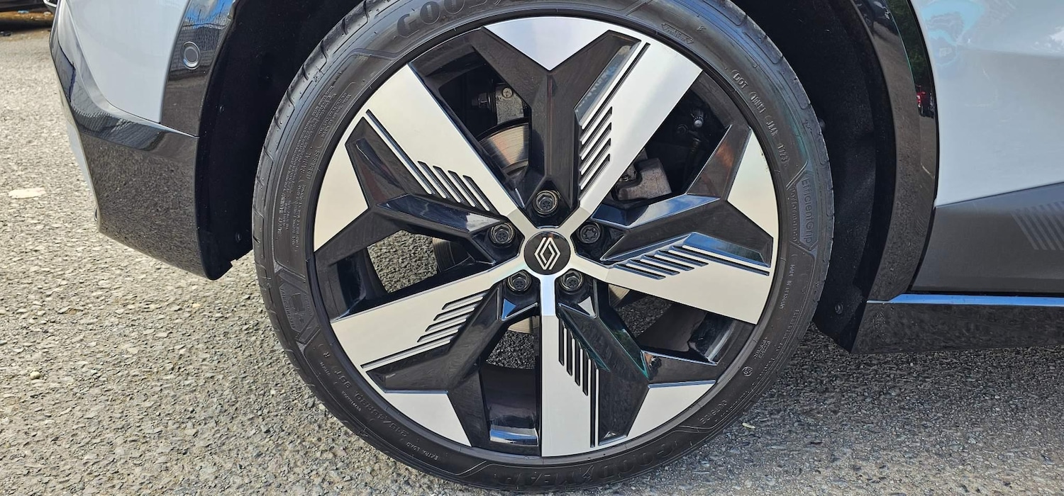 Used Renault Megane E Tech 2024 for sale - 77454977: Photo 22