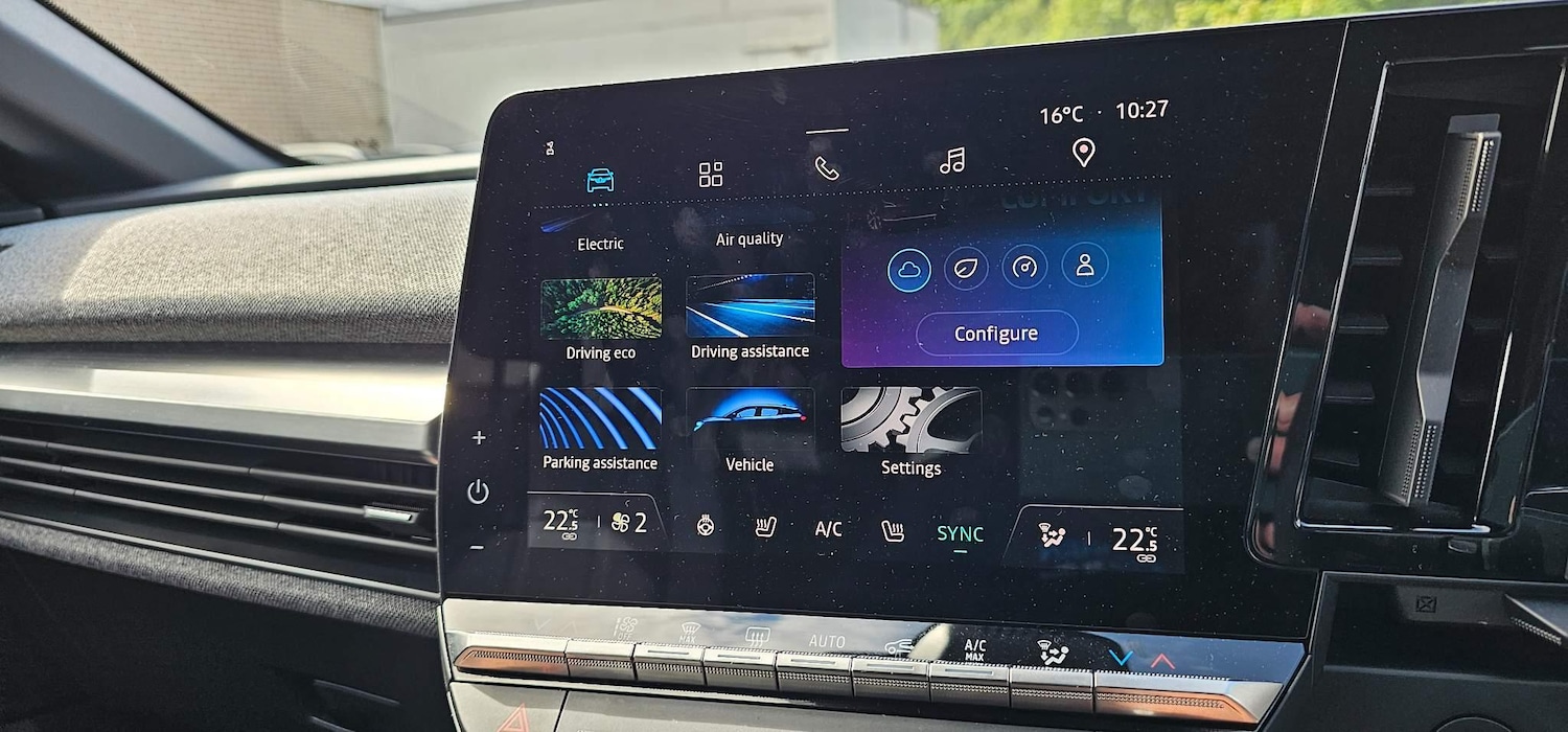 Used Renault Megane E Tech 2024 for sale - 77454977: Photo 32