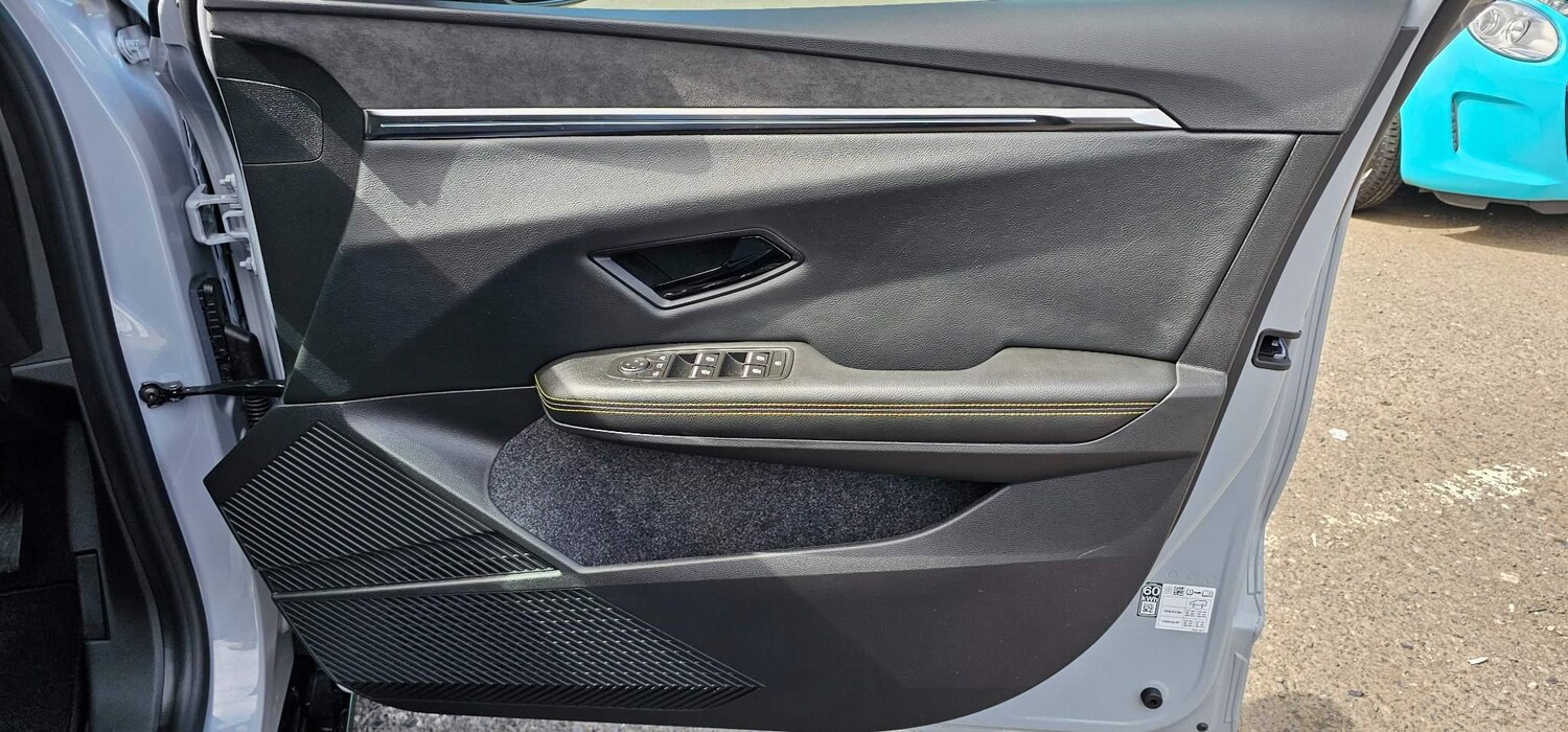 Used Renault Megane E Tech 2024 for sale - 77454977: Photo 50