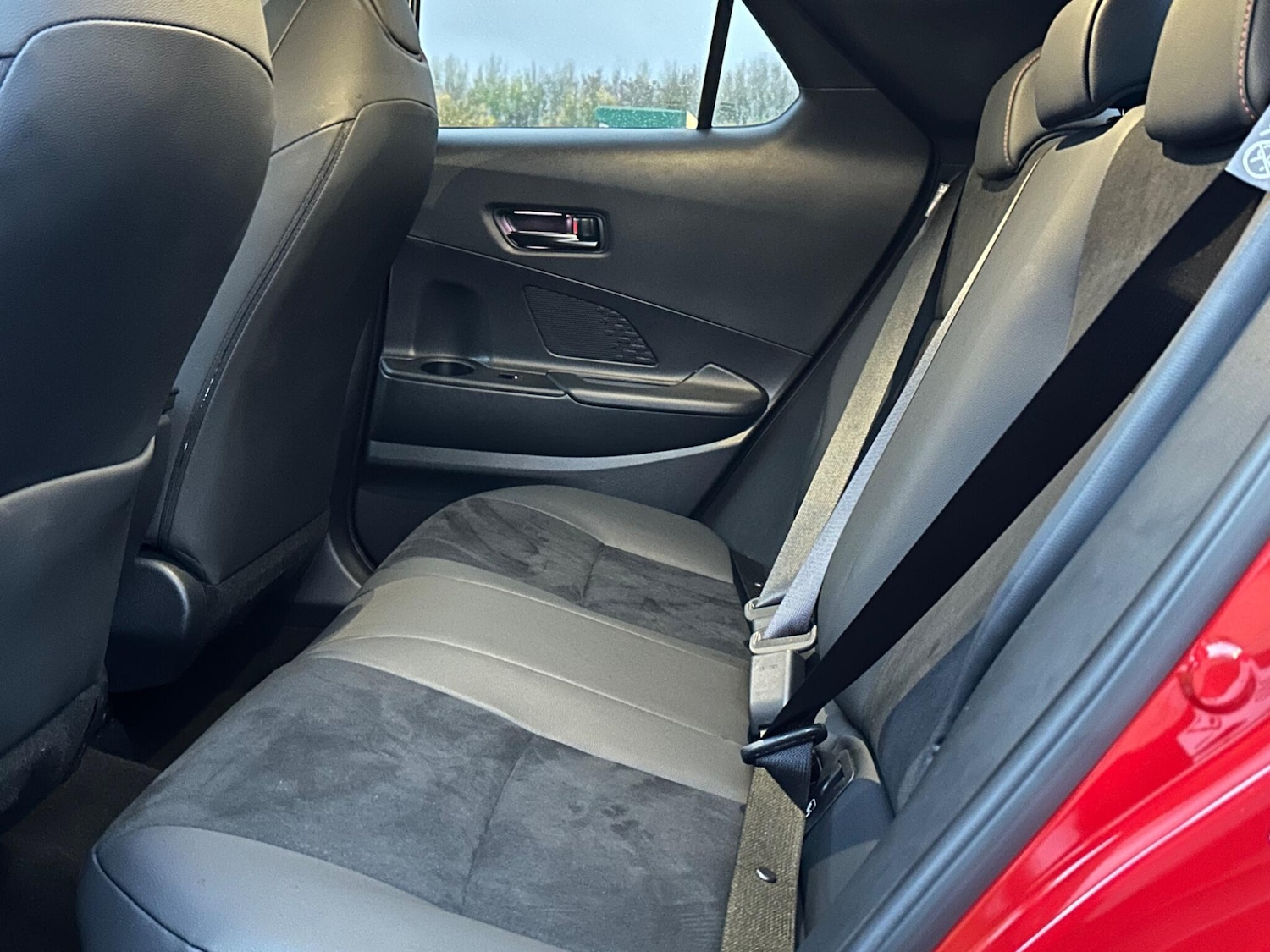 Used Toyota C-HR 2024 for sale - 76539163: Photo 15