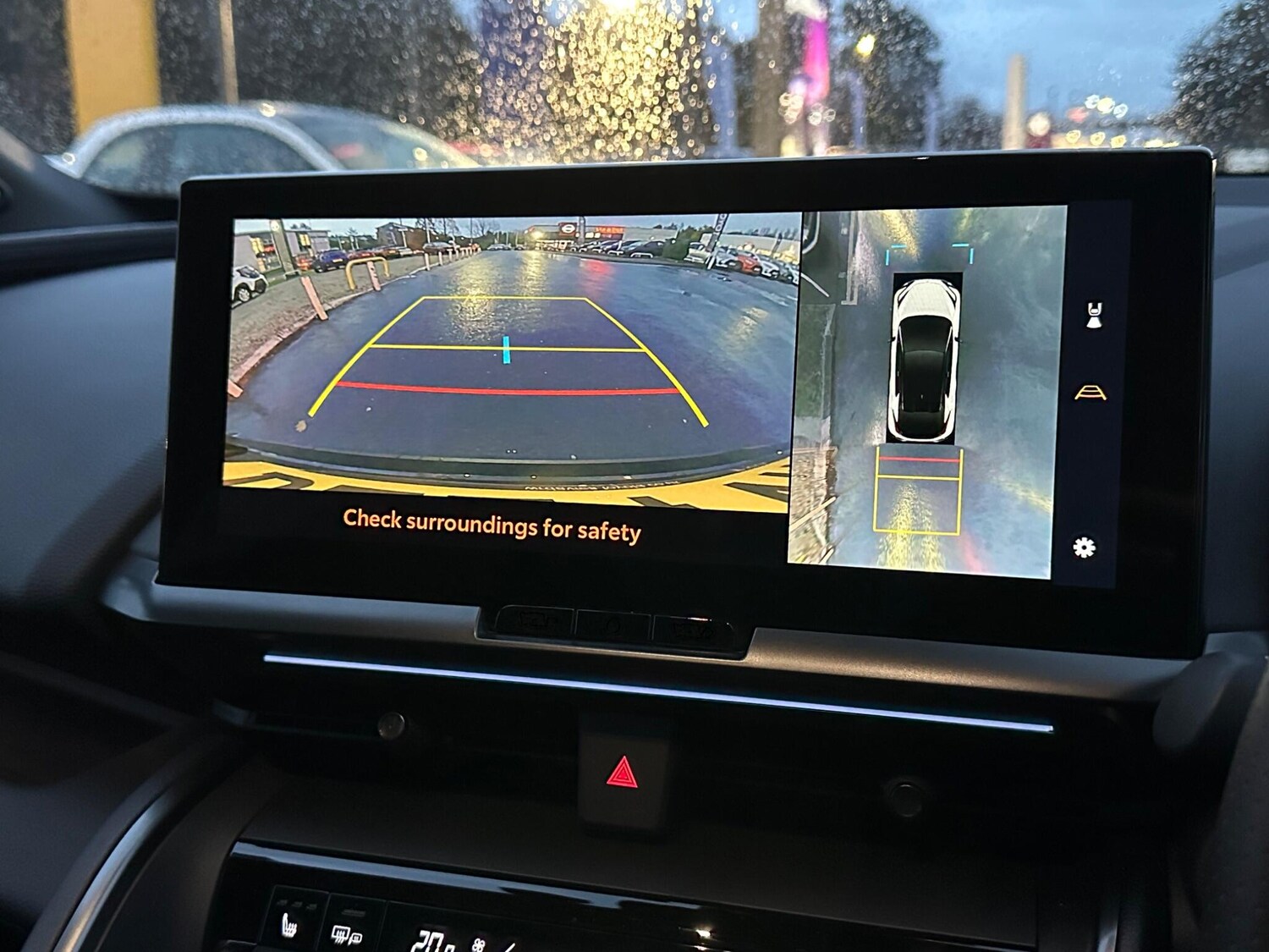 Used Toyota C-HR 2024 for sale - 76539163: Photo 25