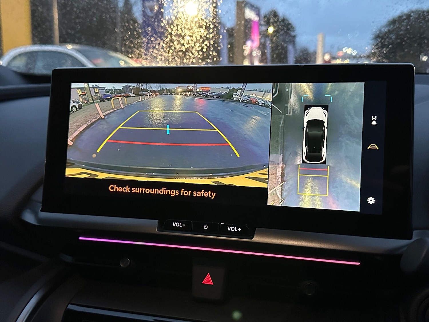 Used Toyota C-HR 2024 for sale - 76539163: Photo 30