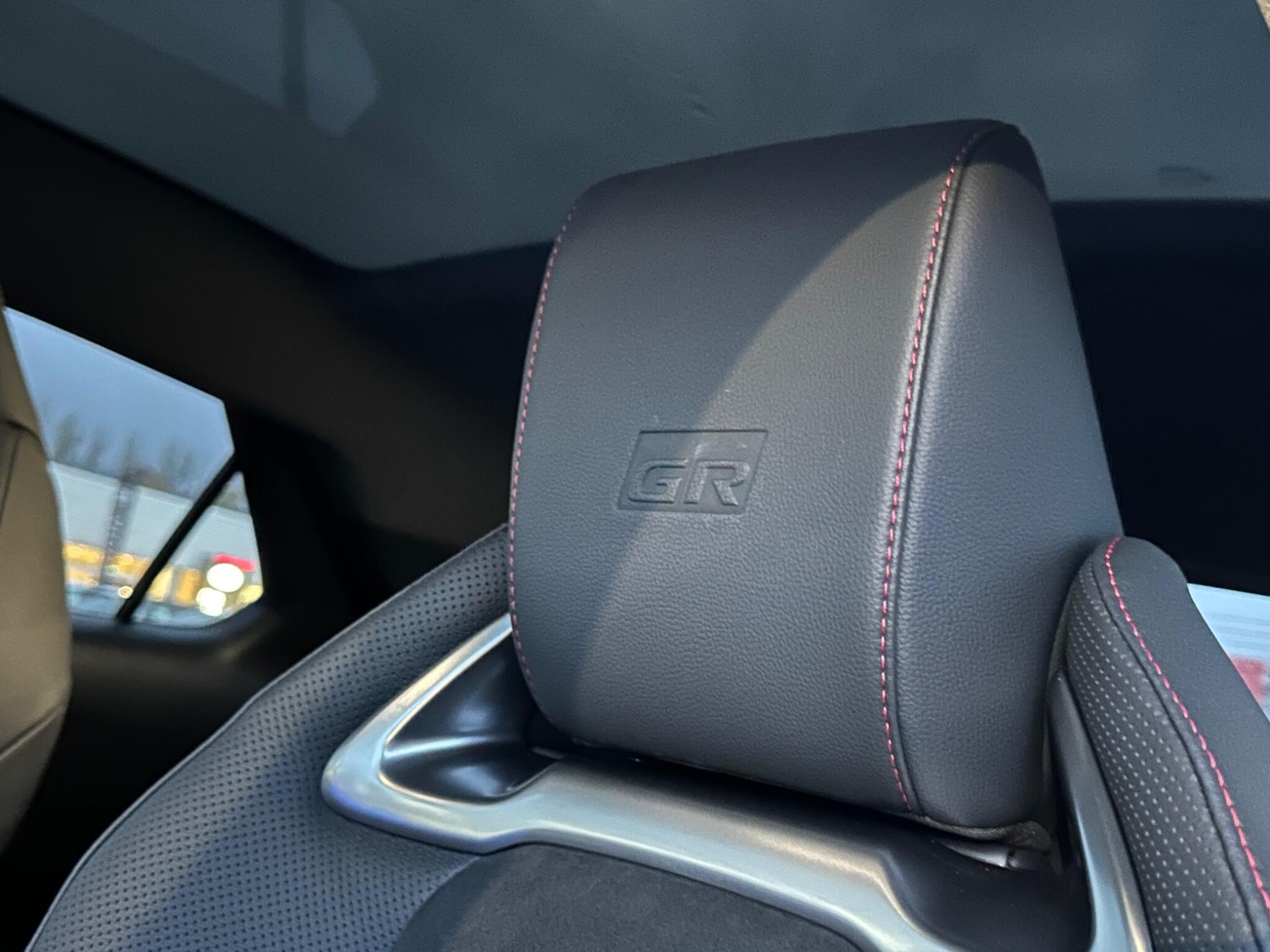 Used Toyota C-HR 2024 for sale - 76539163: Photo 37