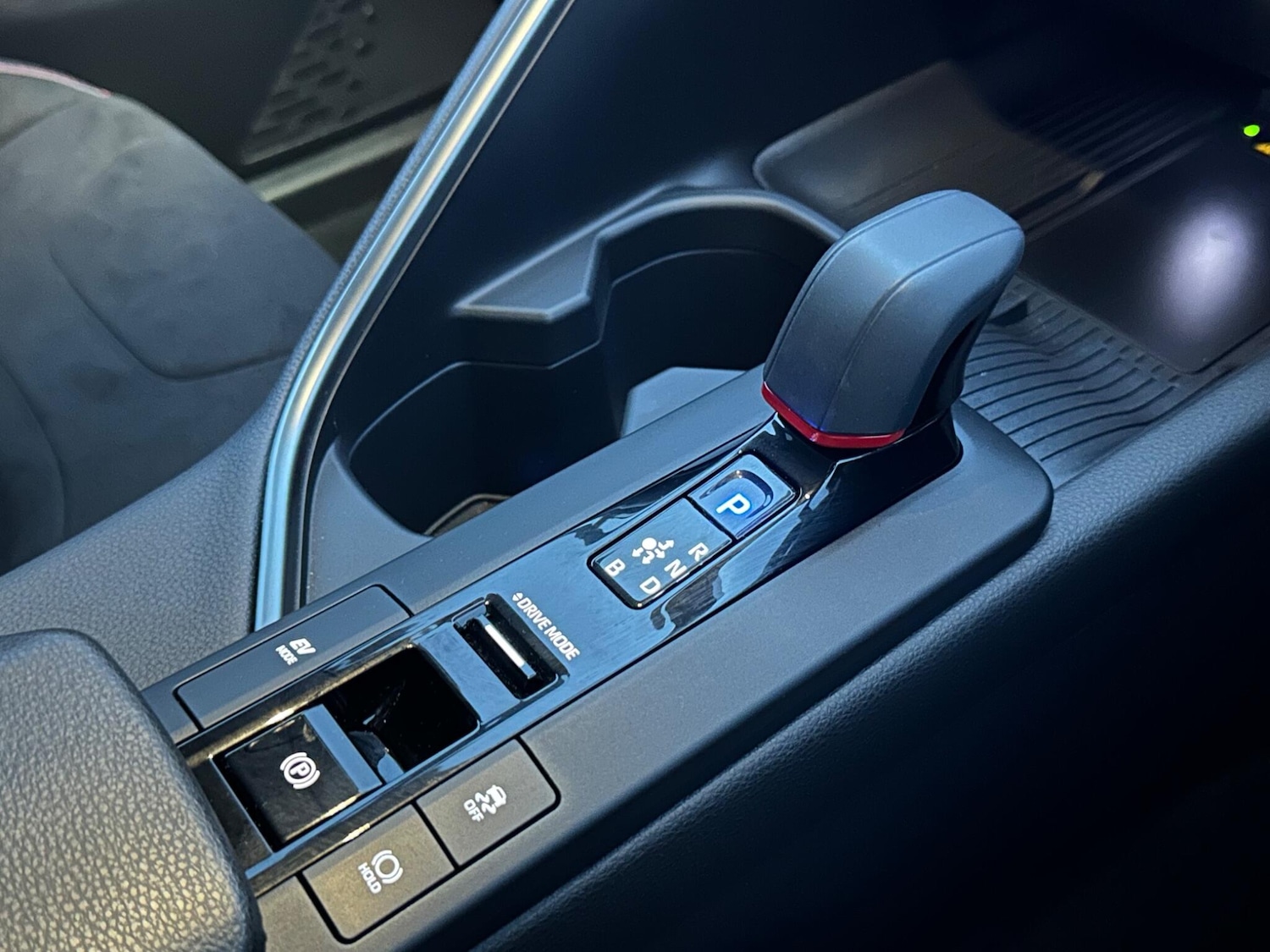 Used Toyota C-HR 2024 for sale - 76539163: Photo 46