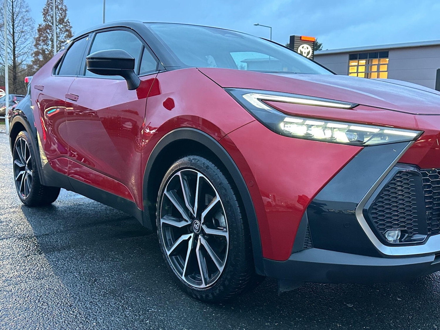 Used Toyota C-HR 2024 for sale - 76539163: Photo 7