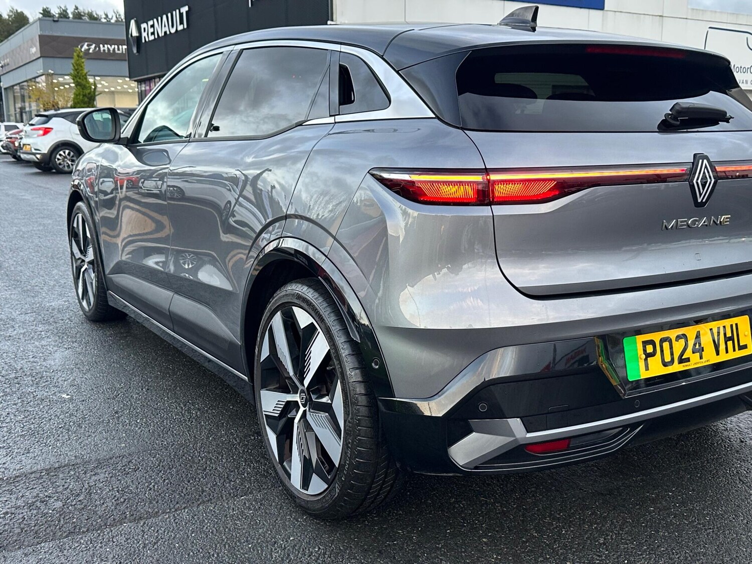 Used Renault Megane E Tech 2024 for sale - 76585268: Photo 12