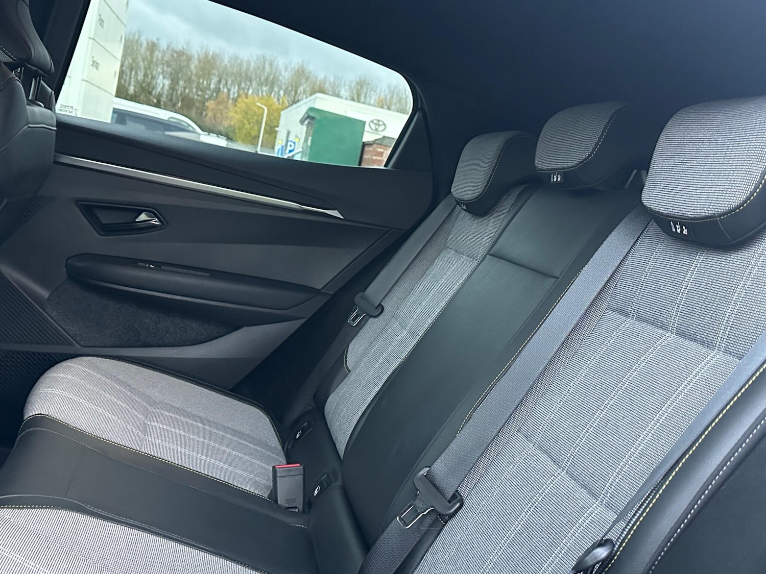 Used Renault Megane E Tech 2024 for sale - 76585268: Photo 21