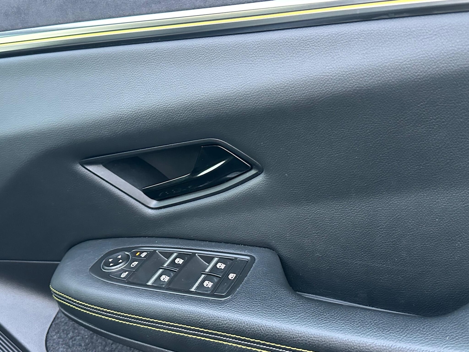 Used Renault Megane E Tech 2024 for sale - 76585268: Photo 29