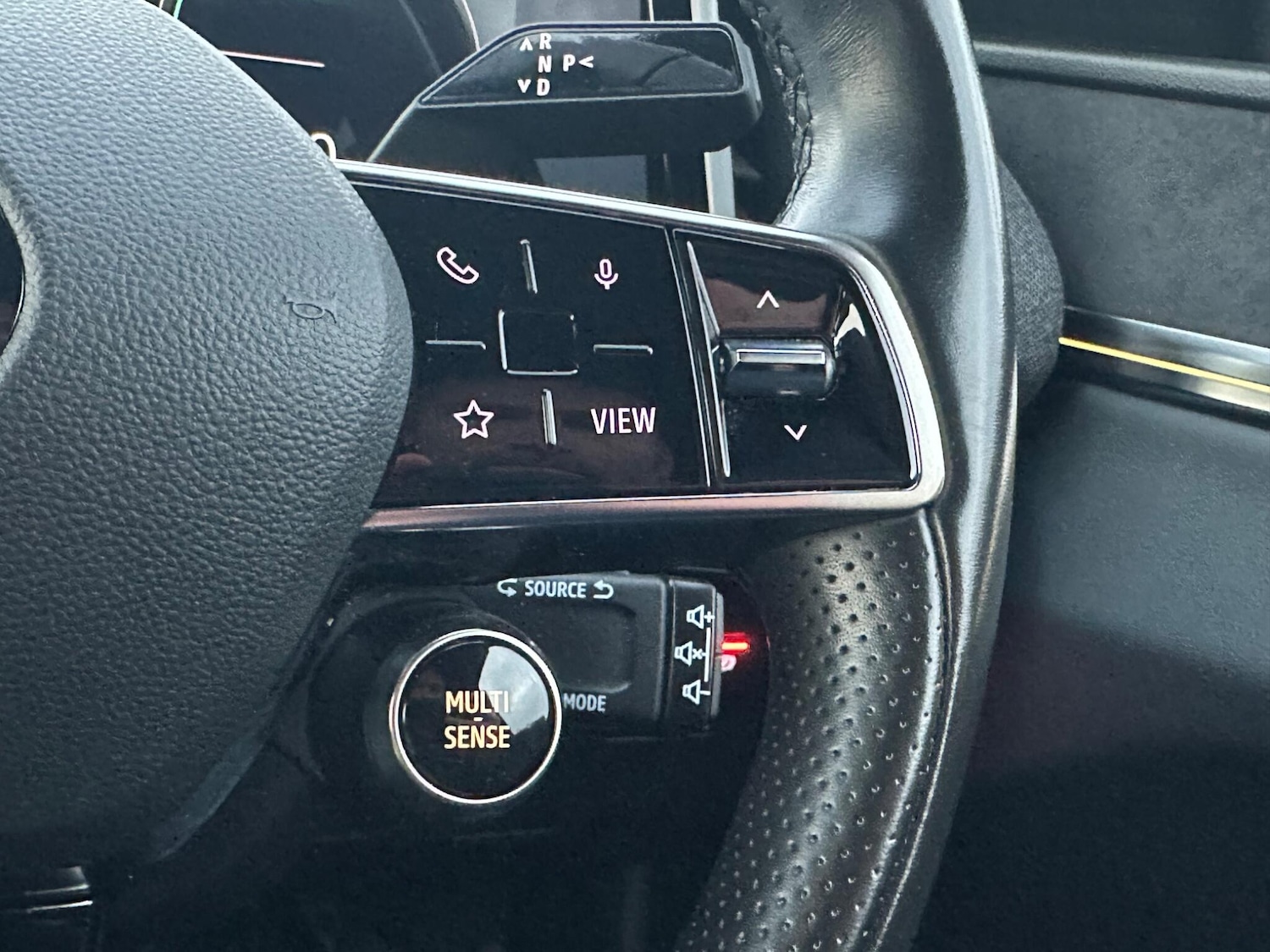 Used Renault Megane E Tech 2024 for sale - 76585268: Photo 31