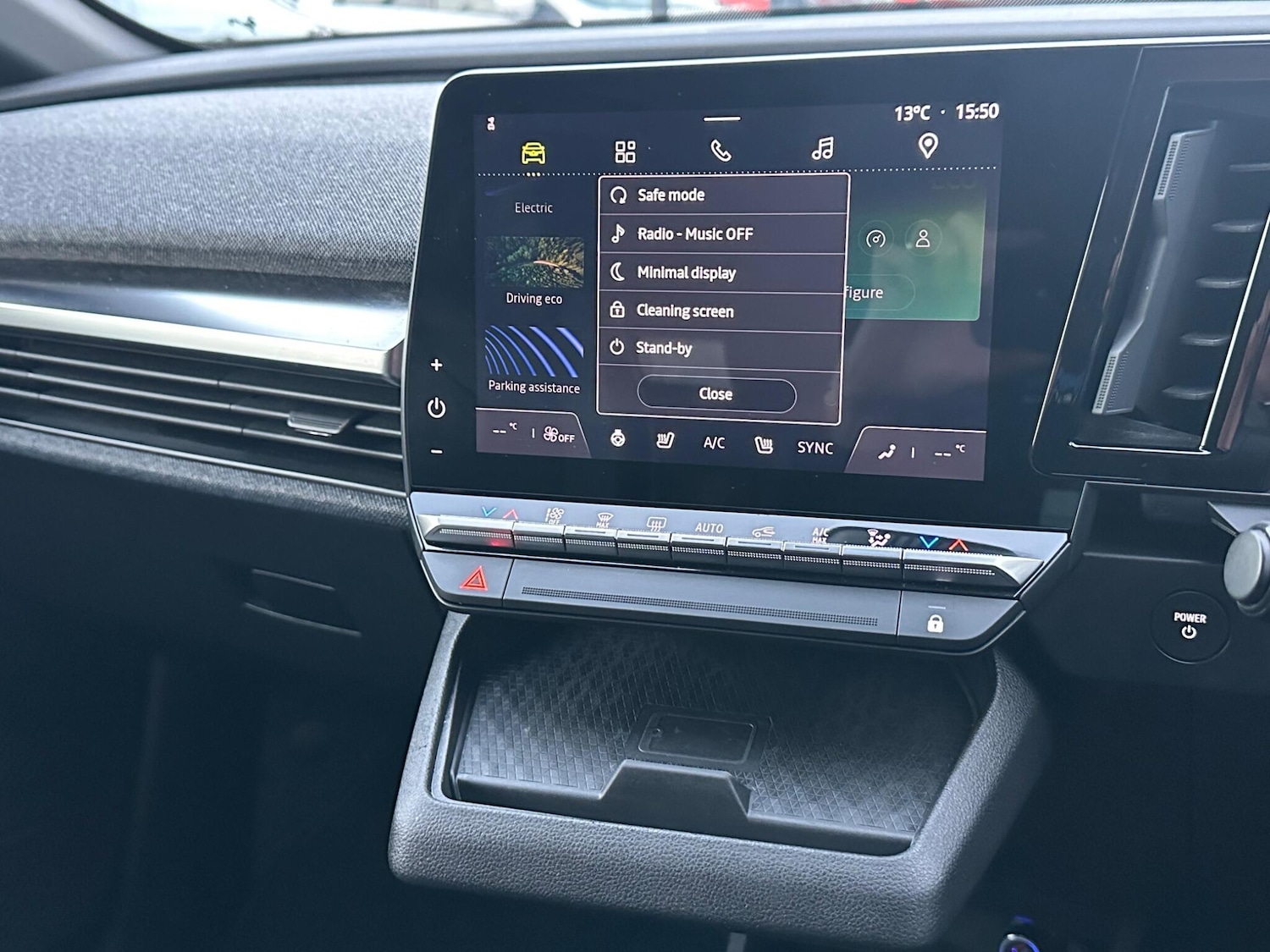 Used Renault Megane E Tech 2024 for sale - 76585268: Photo 34