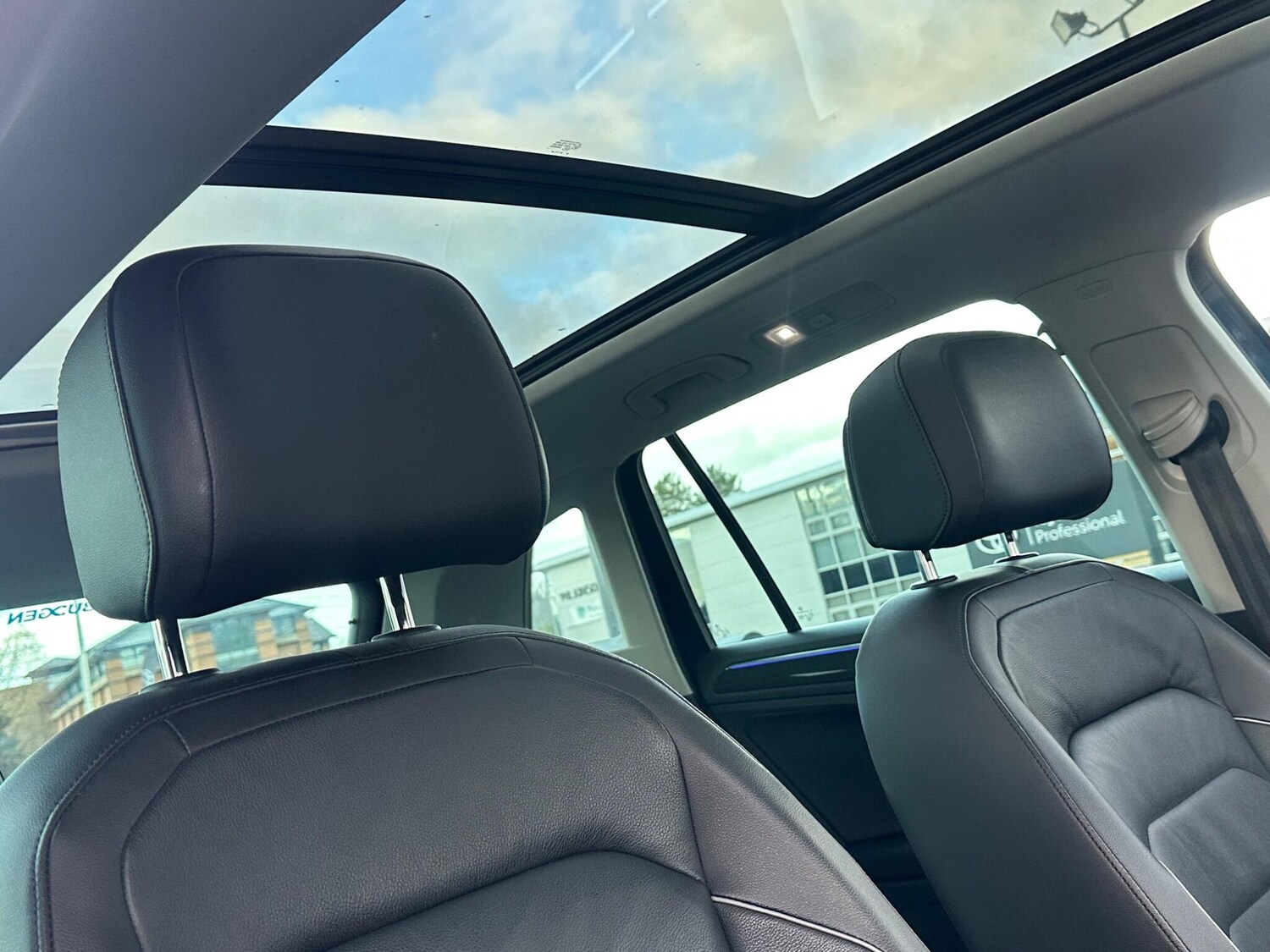 Used Volkswagen Tiguan 2021 for sale - 76850177: Photo 15