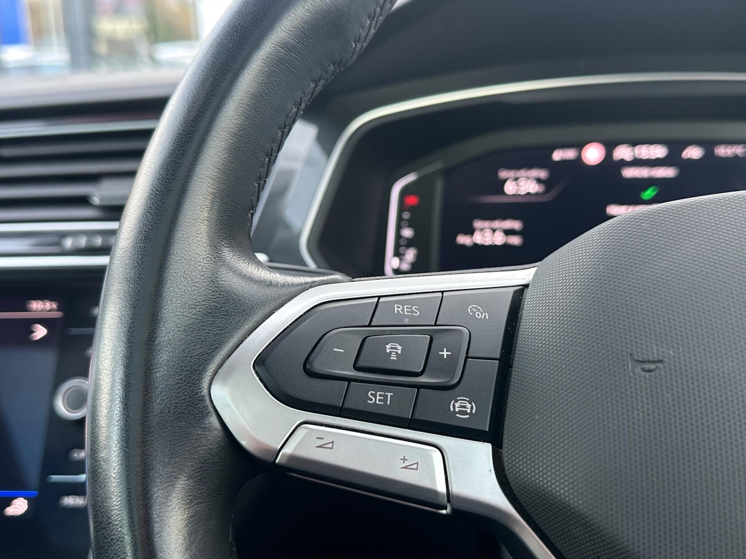 Used Volkswagen Tiguan 2021 for sale - 76850177: Photo 18