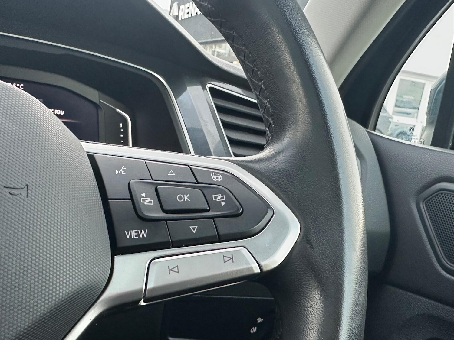 Used Volkswagen Tiguan 2021 for sale - 76850177: Photo 19