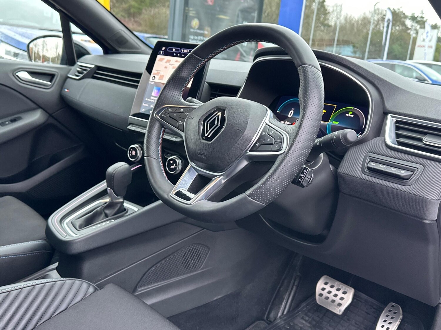 Used Renault Clio for sale - 77496404: Photo 11