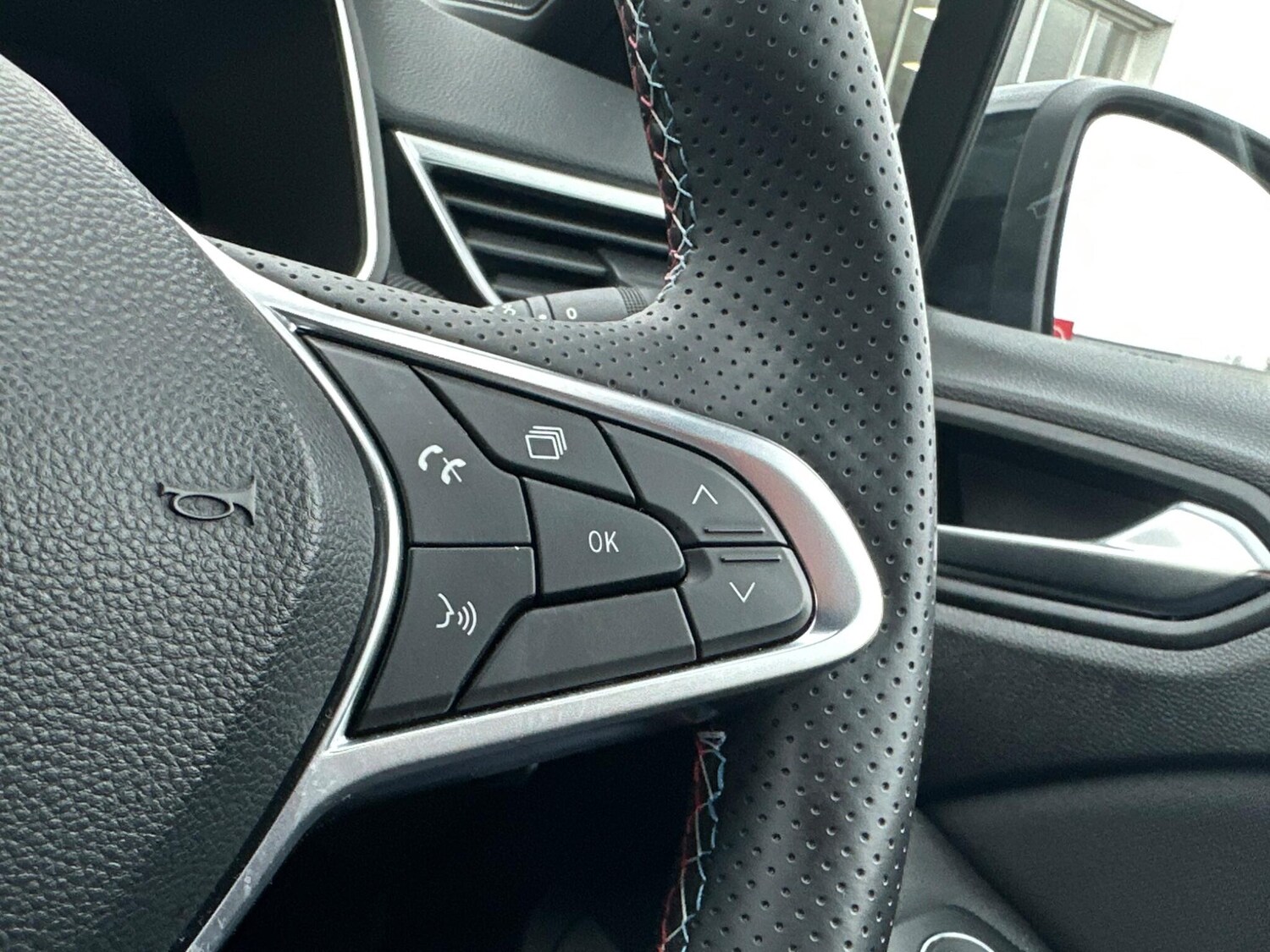 Used Renault Clio for sale - 77496404: Photo 20