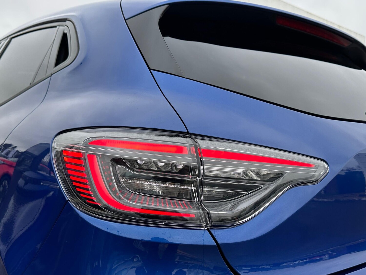 Used Renault Clio for sale - 77496404: Photo 32