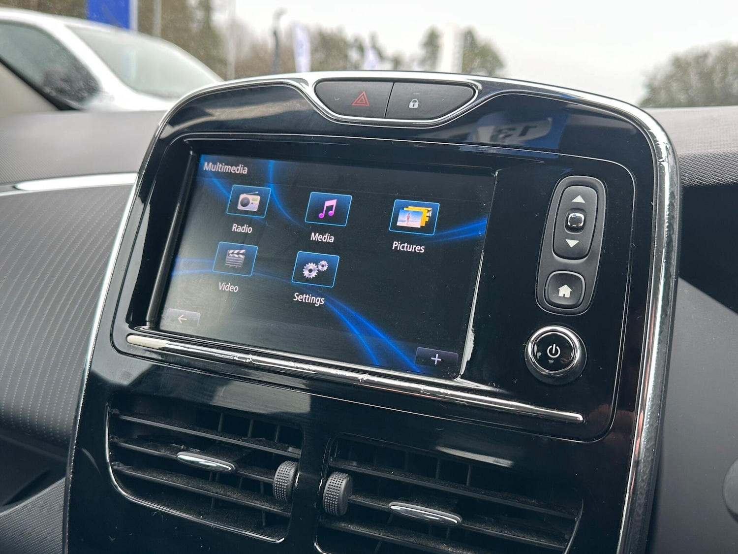 Used Renault Zoe 2018 for sale - 77574181: Photo 22