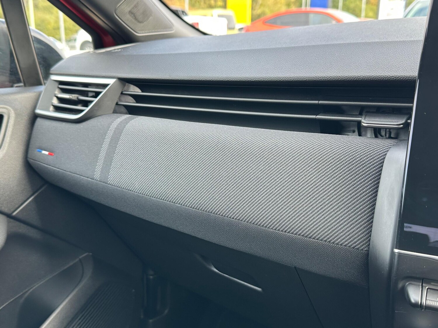 Used Renault Clio 2025 for sale - 76188566: Photo 29