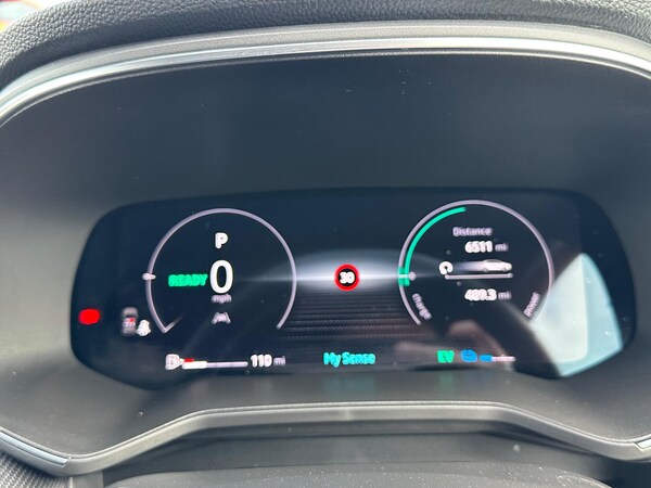 Used Renault Clio 2025 for sale - 76188566: Photo 31