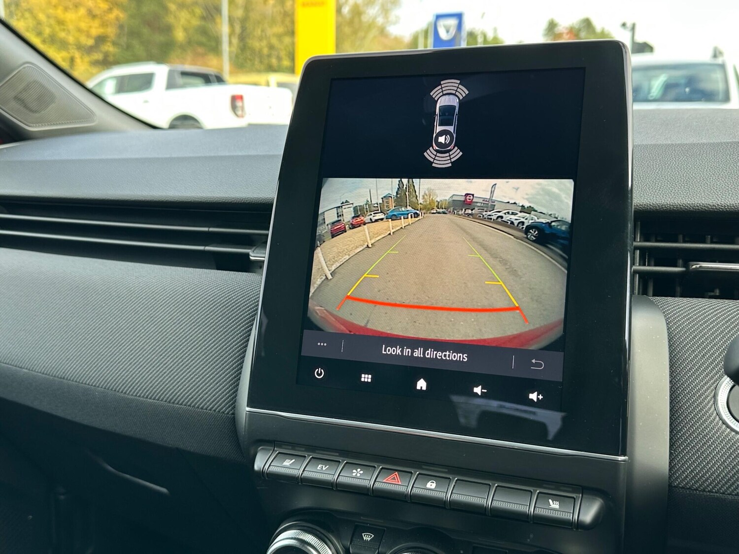 Used Renault Clio 2025 for sale - 76188566: Photo 33