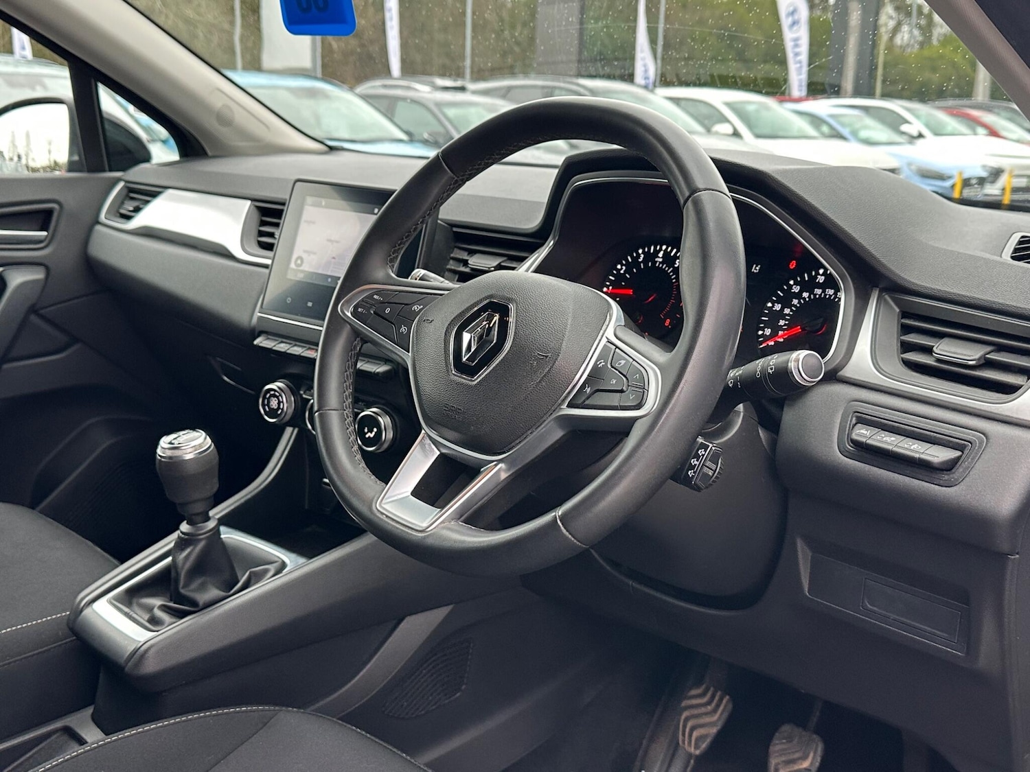 Used Renault Captur 2021 for sale - 77683490: Photo 9