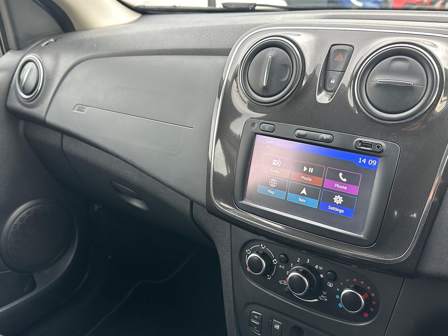 Used Dacia Logan MCV 2019 for sale - 76499968: Photo 18