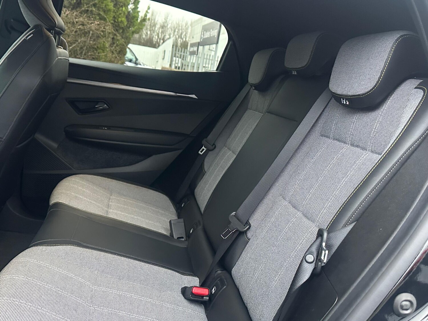 Used Renault Megane E Tech 2022 for sale - 77387452: Photo 14