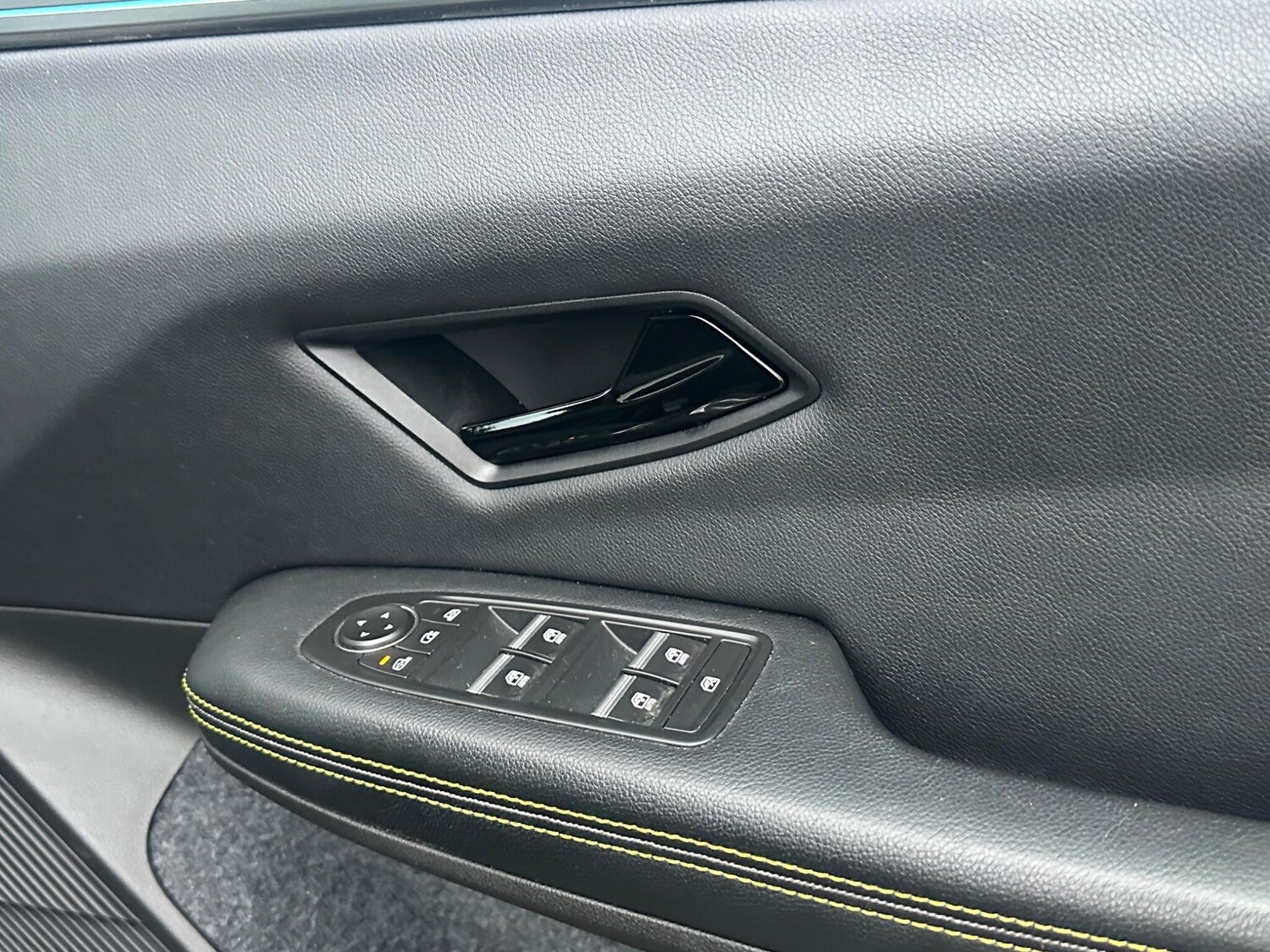 Used Renault Megane E Tech 2022 for sale - 77387452: Photo 17