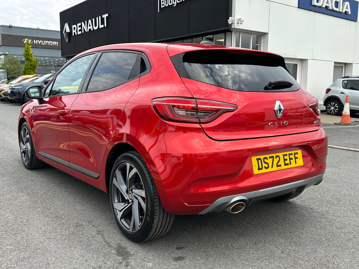 Used Renault Clio 2022 for sale - 76137096: Photo 4
