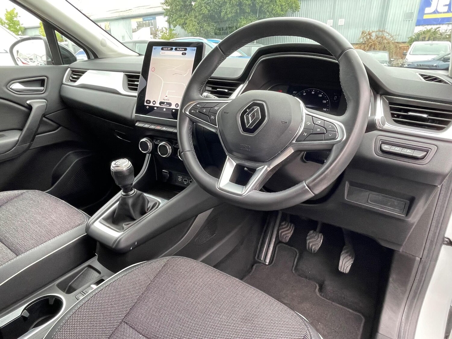 Used Renault Captur 2021 for sale - 76702228: Photo 32